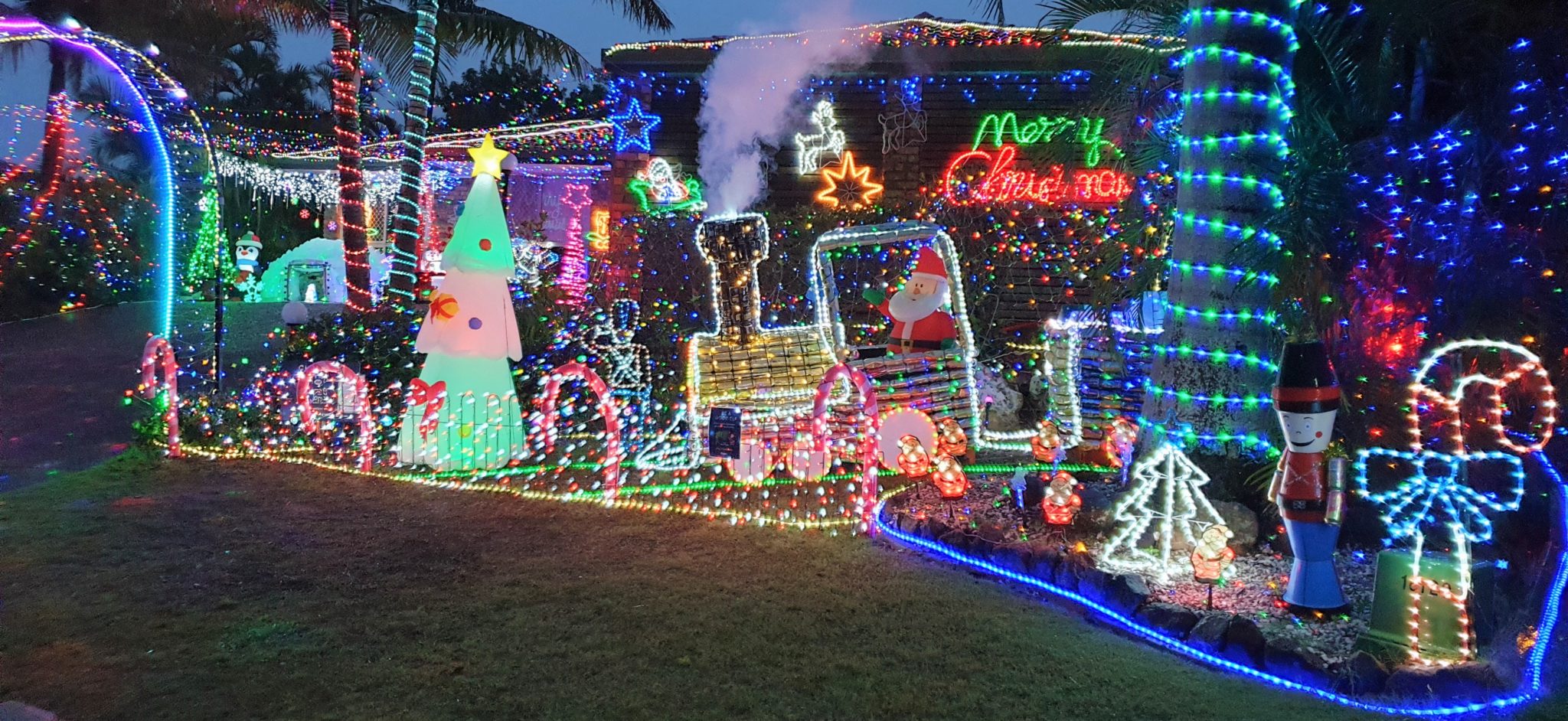 Winning Christmas Lights Competition tips for your family Ipswich First